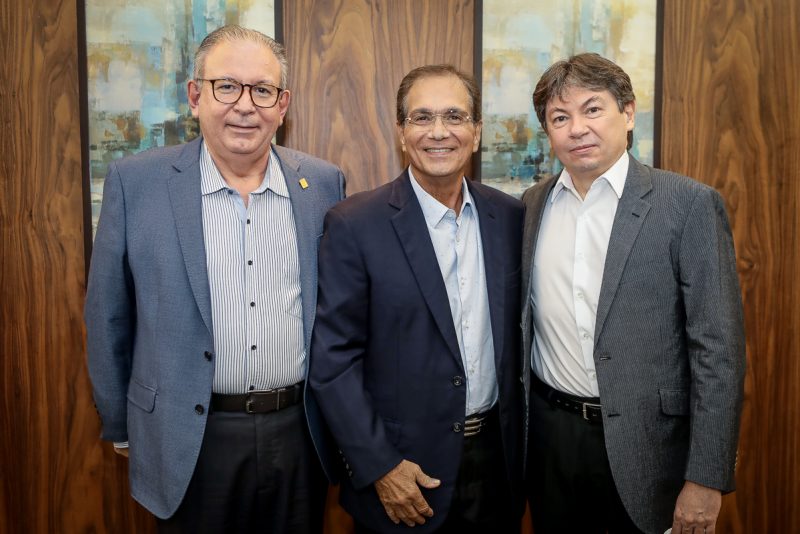 Publicação - Ricardo Cavalcante lança Plataforma para o Desenvolvimento Industrial Cearense na FIEC