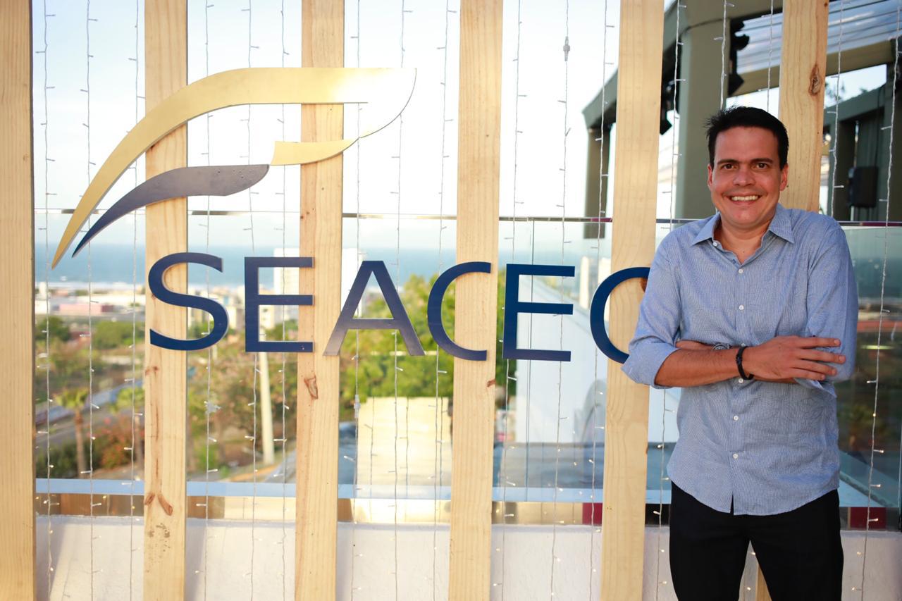 Fabiano Barreira pilota confraternização de fim de ano da SEACEC