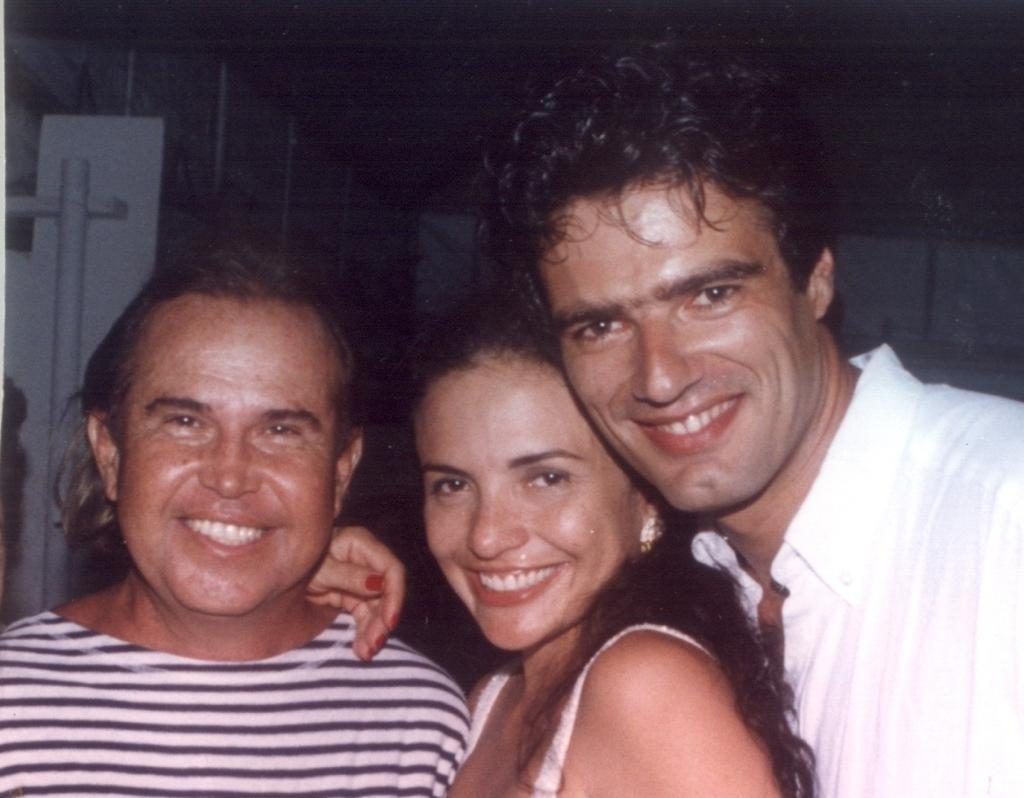 
				Lalá Medeiros
				