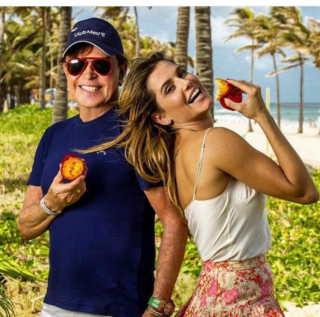 
				Lalá e Deborah Secco
				