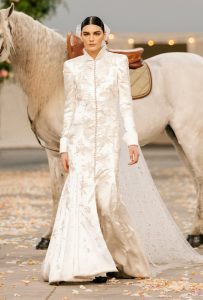 1611670882052622 32 Spring Summer 2021 Haute Couture 032