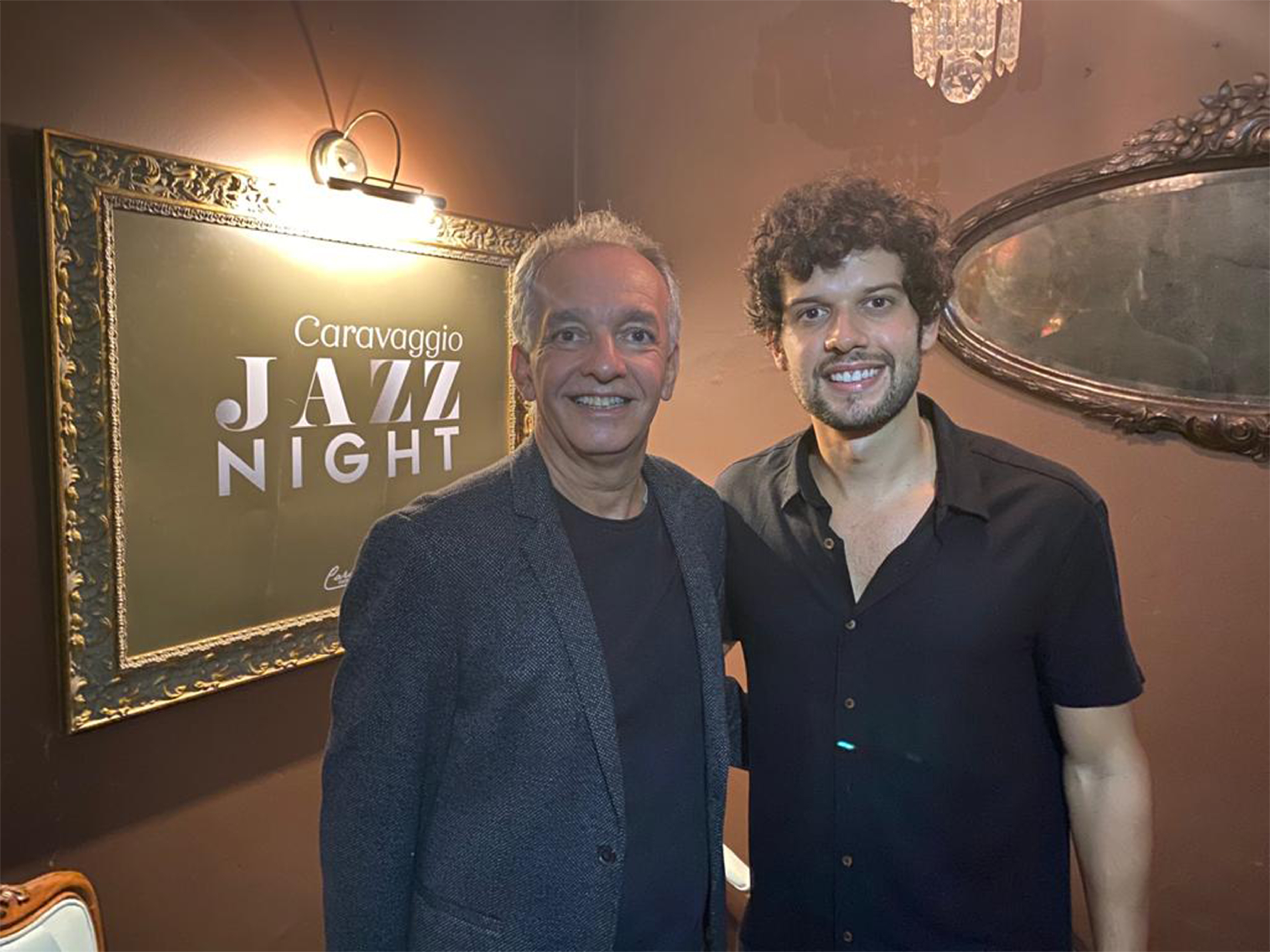 Superprestigiada! Foi assim o tributo a Frank Sinatra no Caravaggio Cucina & Vino