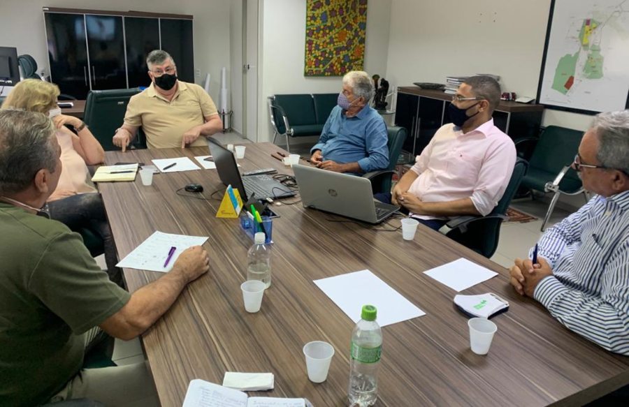 FIEC apresenta Projeto 100%CE para o secretário Maia Júnior visando fortalecer o setor produtivo da moda no Estado FIEC apresenta Projeto 100%CE para o secretário Maia Júnior visando fortalecer o setor produtivo da moda no Estado