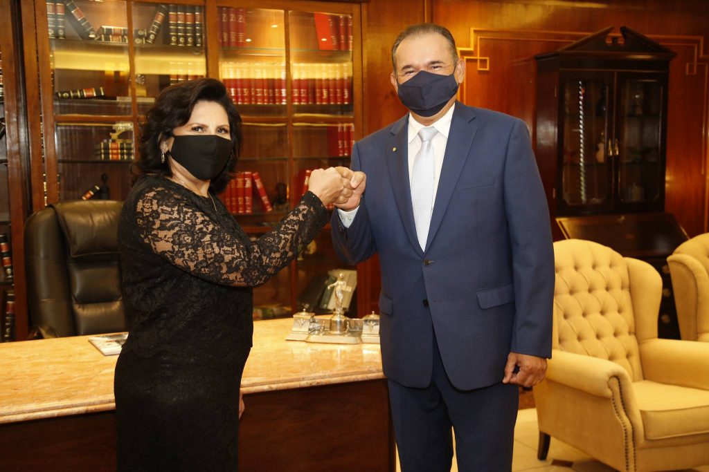 Nailde Pinheiro E Washington Araujo (1)