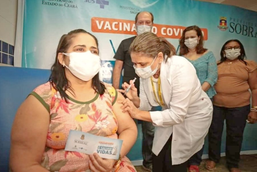 Governo do Ceará garante o início da vacinação em todos os 184 municípios