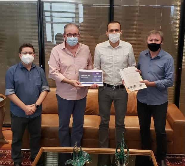 Ricardo Cavalcante, Eduardo Diogo e Maurício Filizola articulam parceria para fortalecer o setor produtivo do Ceará Ricardo Cavalcante, Eduardo Diogo e Maurício Filizola articulam parceria para fortalecer o setor produtivo do Ceará