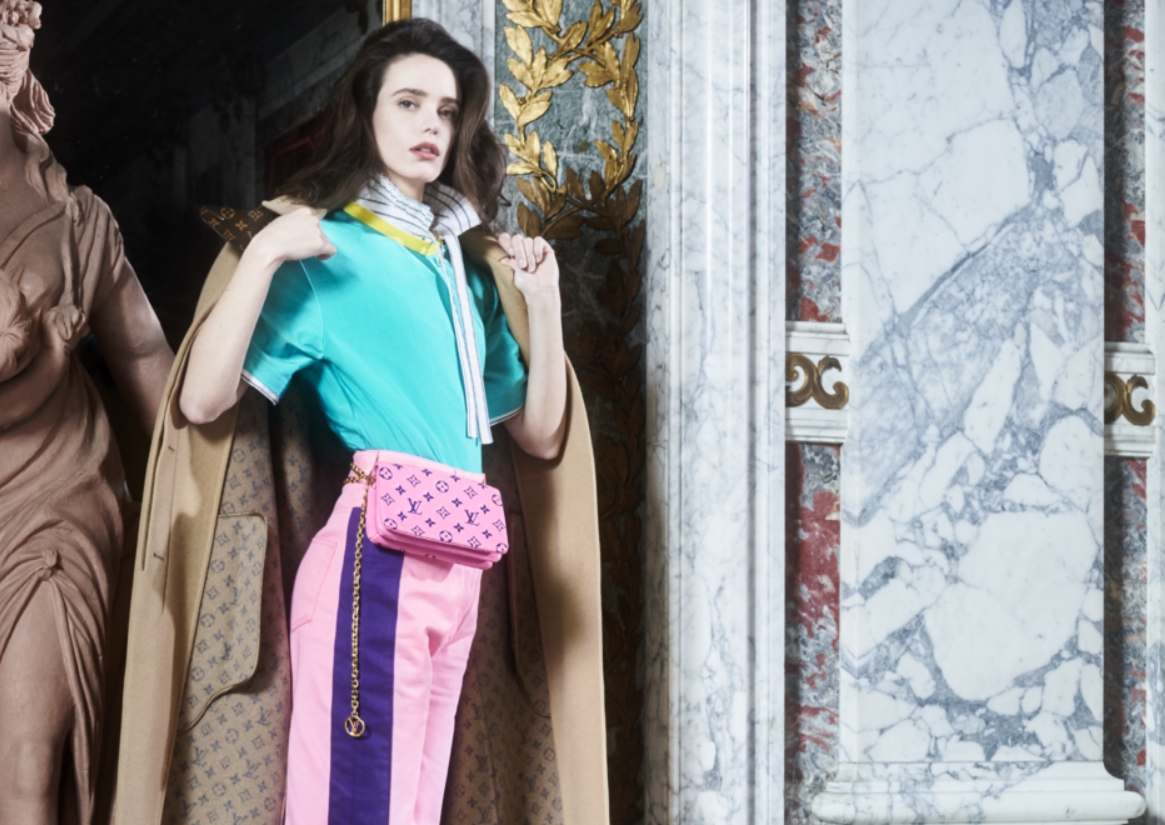 Stacy Martin é o novo rosto da coleção 2021 da Louis Vuitton