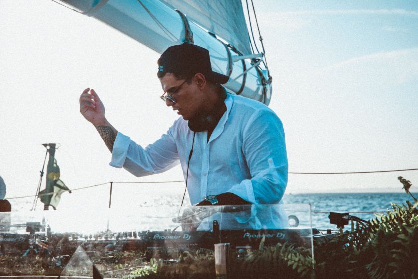 Em formato digital e inédito, Camarote Salvador promove show com Vintage Culture