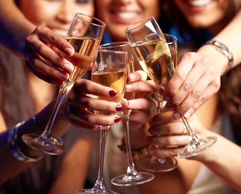 Brava Wine celebra o Dia Internacional da Mulher com promoção especial. Vem saber!