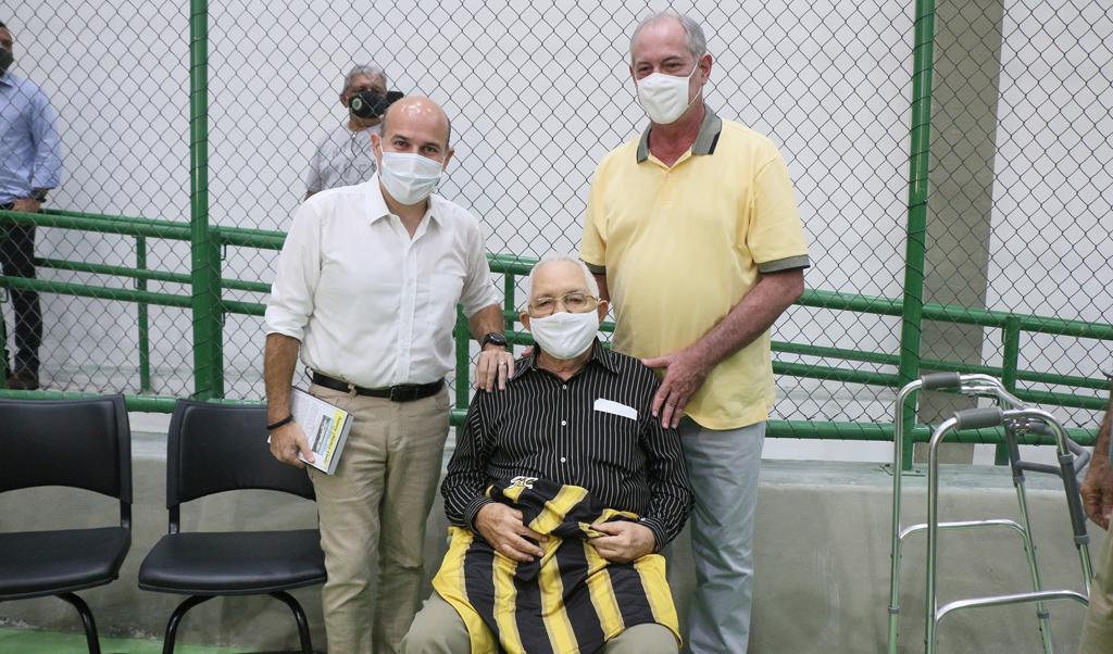 Ex-prefeito de Fortaleza, Roberto Cláudio lamenta a morte de Aécio de Borba