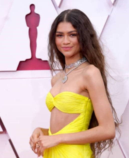 Confira os detalhes das jóias Bvlgari usadas por Zendaya no Oscar 2021