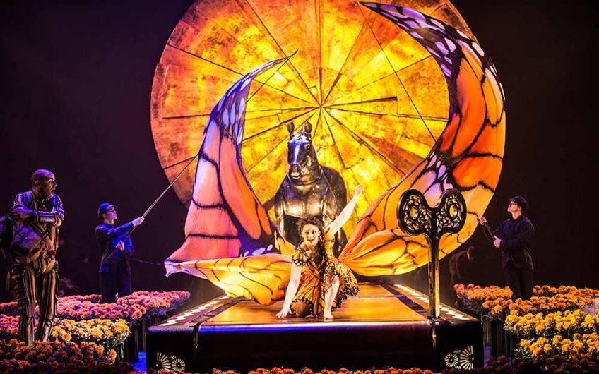 Cirque du Soleil volta aos palcos após um ano sem espetáculos Cirque du Soleil volta aos palcos após um ano sem espetáculos