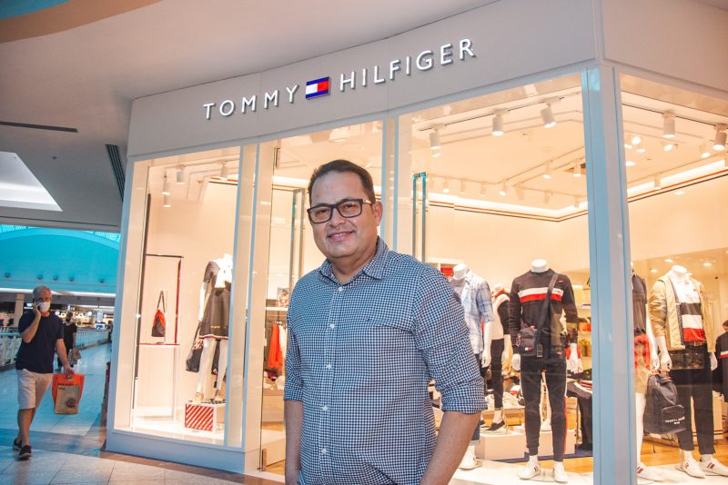 Lifestyle americano - Tommy Hilfiger estreia com exclusividade no Shopping Iguatemi Fortaleza