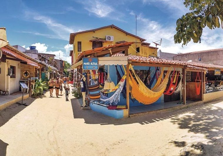 Enel projeta investimento de R$ 1 bilhão em melhorias na rede elétrica do Ceará Enel projeta investimento de R$ 1 bilhão em melhorias na rede elétrica do Ceará