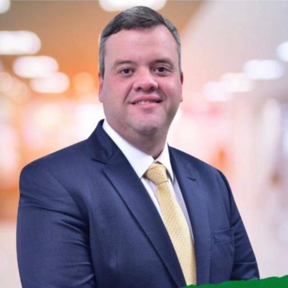 Leonardo Vasconcelos é nomeado pelo presidente Lula para o TRE-CE