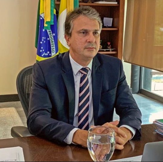 Camilo anuncia a chegada de lote com 173.750 doses de vacinas nesta quinta