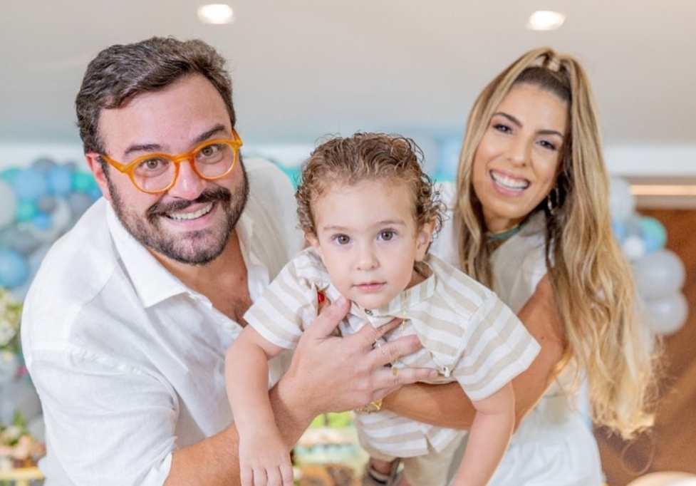 Alcimor Rocha Neto e Patrícia Santiago celebram a nova idade do filho Benjamin