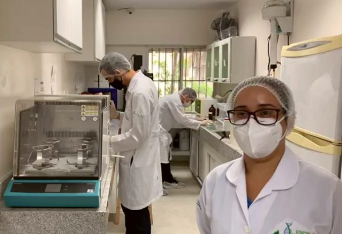 Uece discutirá com Fiocruz parceria para produzir vacina desenvolvida no Ceará