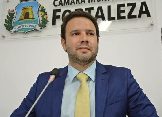 Léo Couto apresenta projeto na CMFor visando ampliar a segurança no trânsito Léo Couto apresenta projeto na CMFor visando ampliar a segurança no trânsito