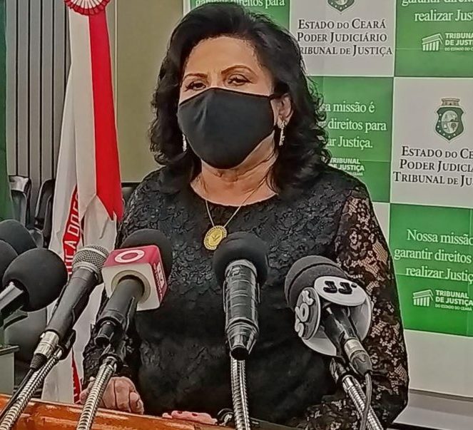 Presidente do TJCE cassa a liminar que autorizava retorno das aulas presenciais Presidente do TJCE cassa a liminar que autorizava retorno das aulas presenciais