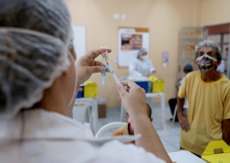 Prefeitura de Fortaleza dá o start à terceira fase de imunização na Capital
