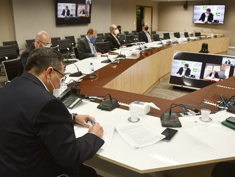 CNC e Banco do Nordeste assinam acordo visando fortalecer a competitividade CNC e Banco do Nordeste assinam acordo visando fortalecer a competitividade