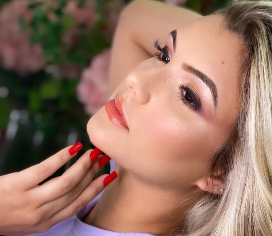 Walker Cabeleireiros conta com pacotes especiais de serviços até o dia 12 de junho. Vem saber!