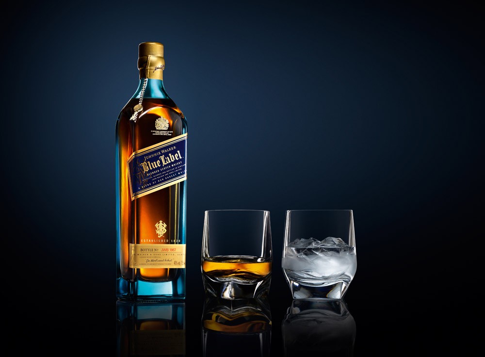 Que tal surpreender neste Dia dos Pais com os gifts packs limitados da Johnnie Walker?