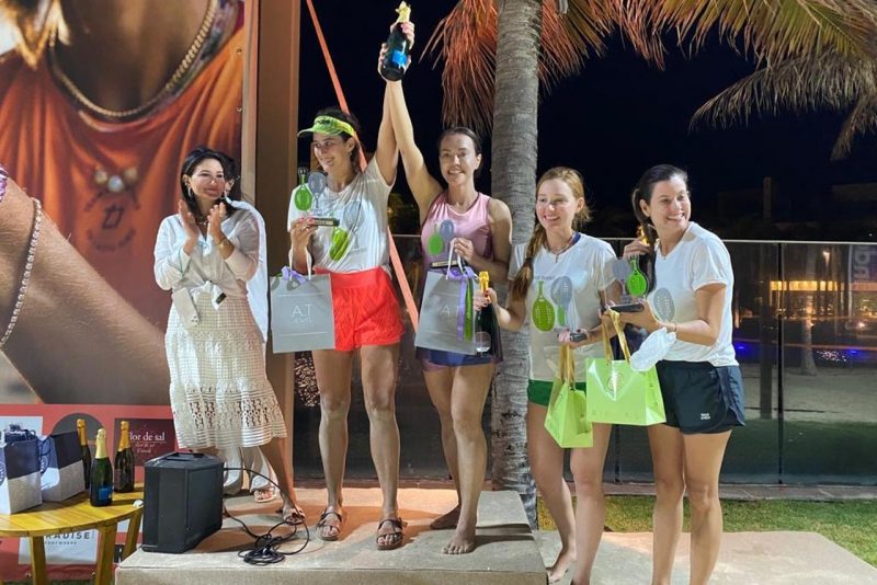 À beira mar - A.T Jewel promove o 1º Torneio de Beach Tennis do Portofino Riviera Villas