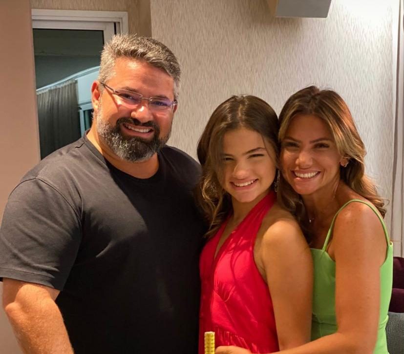 Vanessa e Mário Queirós festejam os 14 anos da filha Natália