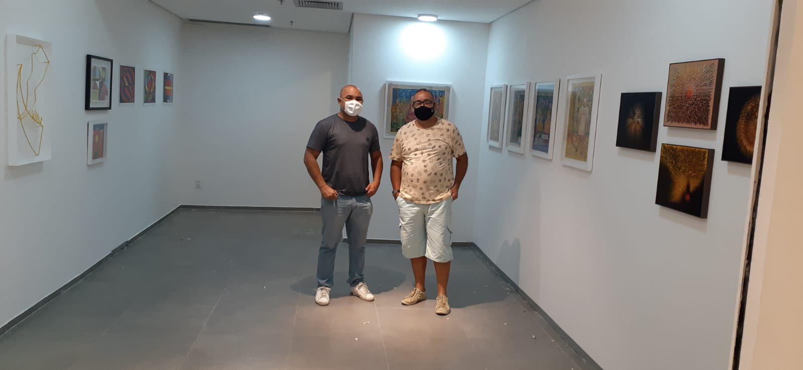 Com curadoria de Silvano Tomaz, exposição “Processos de Construções Poéticas” chega a Via Galeria Com curadoria de Silvano Tomaz, exposição “Processos de Construções Poéticas” chega a Via Galeria