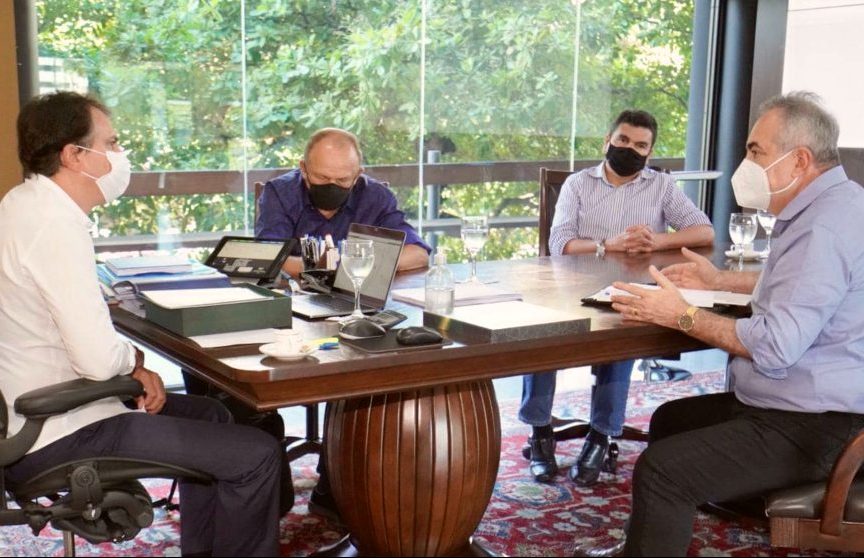 Camilo debate geração de empregos e Natal de Luz com o presidente da CDL Camilo debate geração de empregos e Natal de Luz com o presidente da CDL