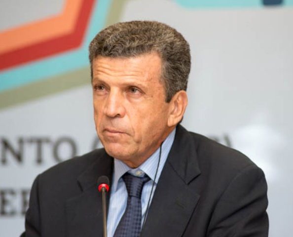 Cláudio Frischtak debate o potencial de atração de investimentos do Ceará Cláudio Frischtak debate o potencial de atração de investimentos do Ceará