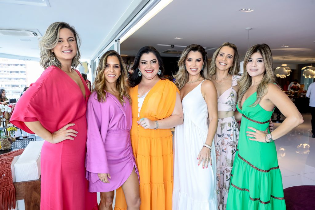 Eliene Ferreira, Clissi Noroes, Vivi Almada, Dani Cordeiro, Beatriz Dantas E Roberta Vasquez (2)