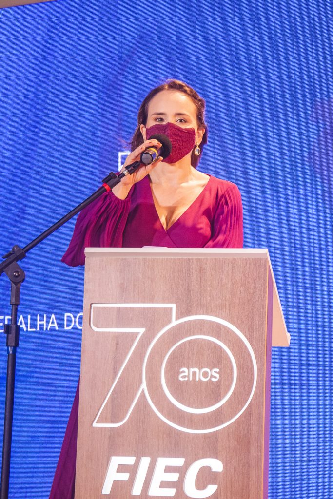 
				Fernanda Pacobayba 
				