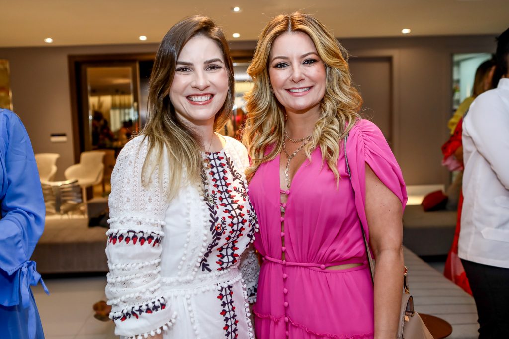 Maria Clara Dollolio E Tatiana Luna