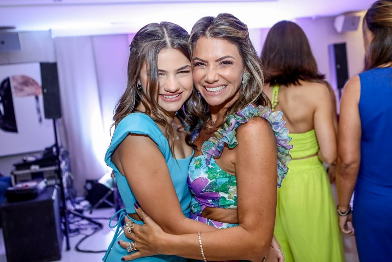 Sessão Parabéns - Vanessa Queirós brinda a nova idade em tarde de pura animação