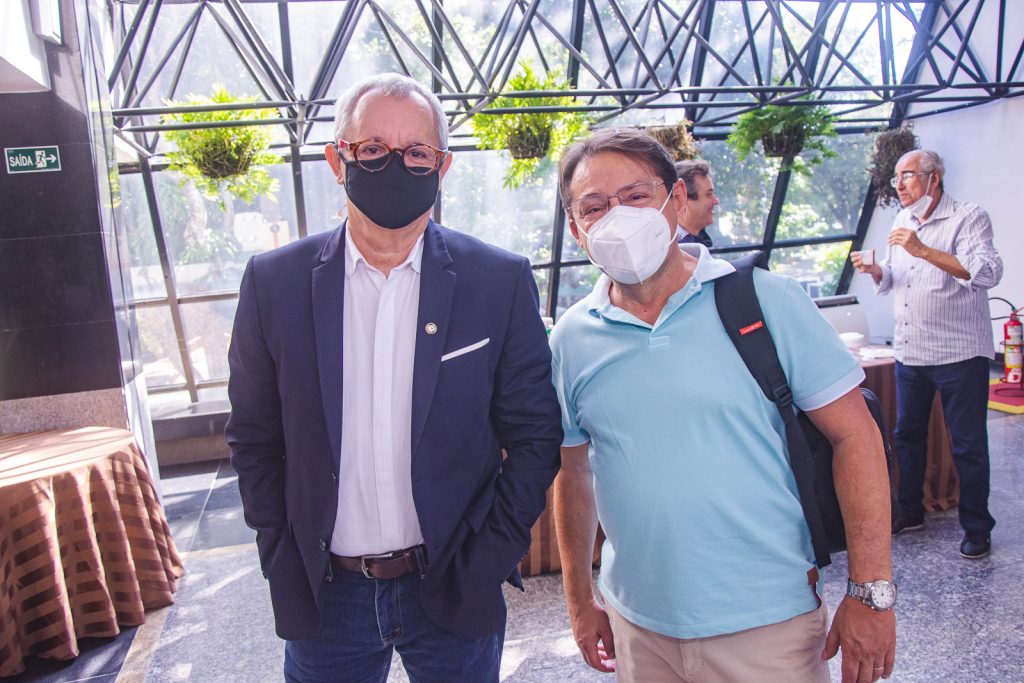 Professor Da Mata E Professor Estevan