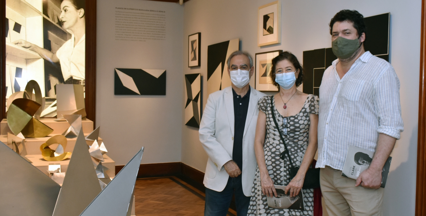 Max Perlingeiro abre mostra sobre a trajetória de Lygia Clark na Pinakotheke Cultural