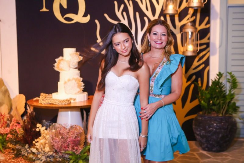 Debut - Herdeira de Fernando e Camila Quinderé, Fernanda celebra seus 15 anos com um festão em Flecheiras