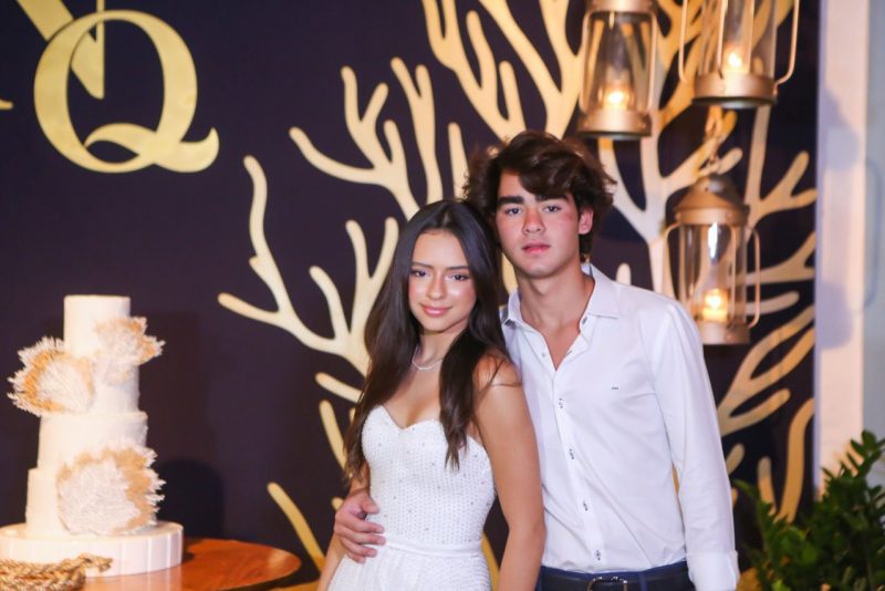 Debut - Herdeira de Fernando e Camila Quinderé, Fernanda celebra seus 15 anos com um festão em Flecheiras