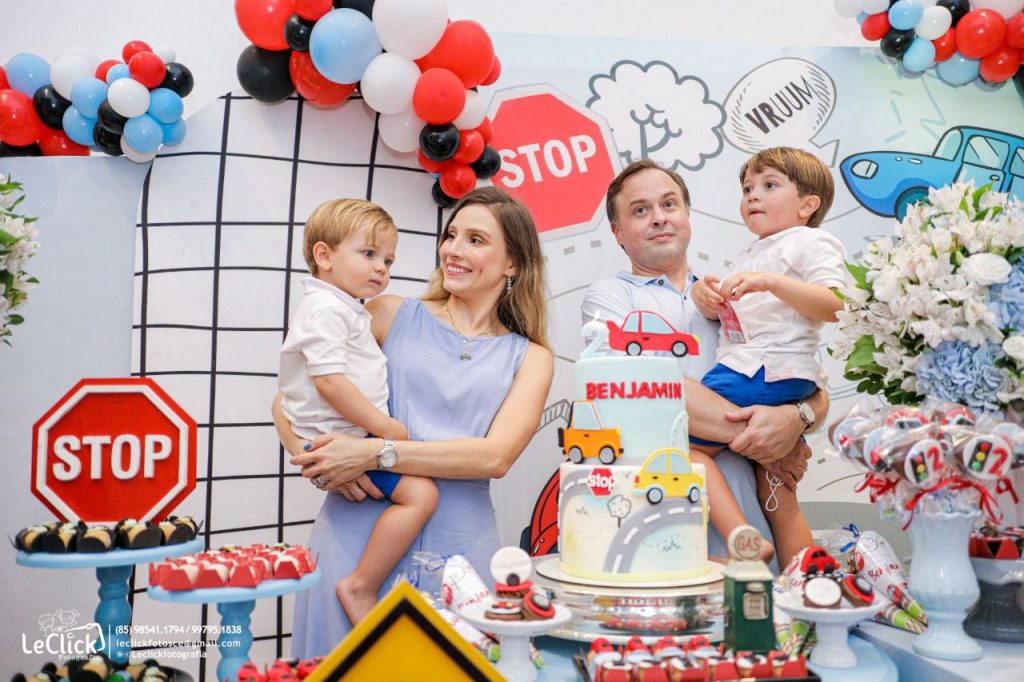 
				Benjamin, Renata, Mark e Mark jr
				