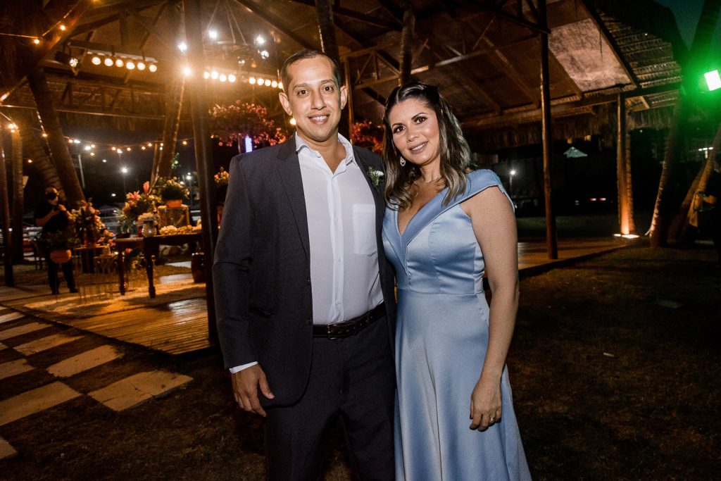 Breno Diniz E Caroline Diniz