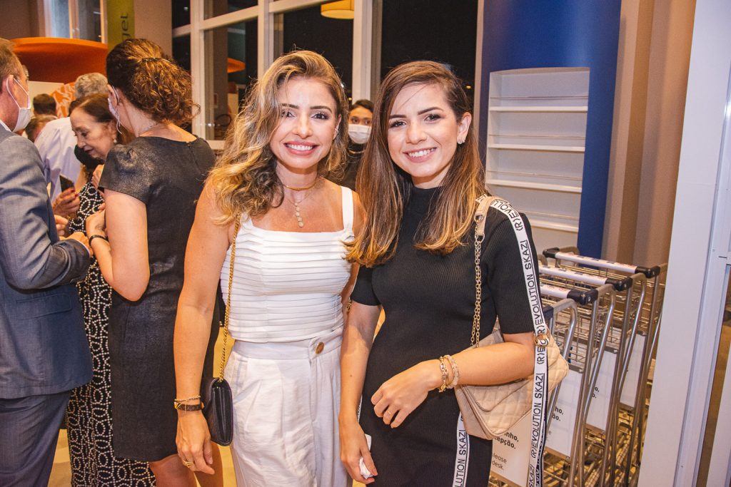 Dani Peixoto E Camila Goes