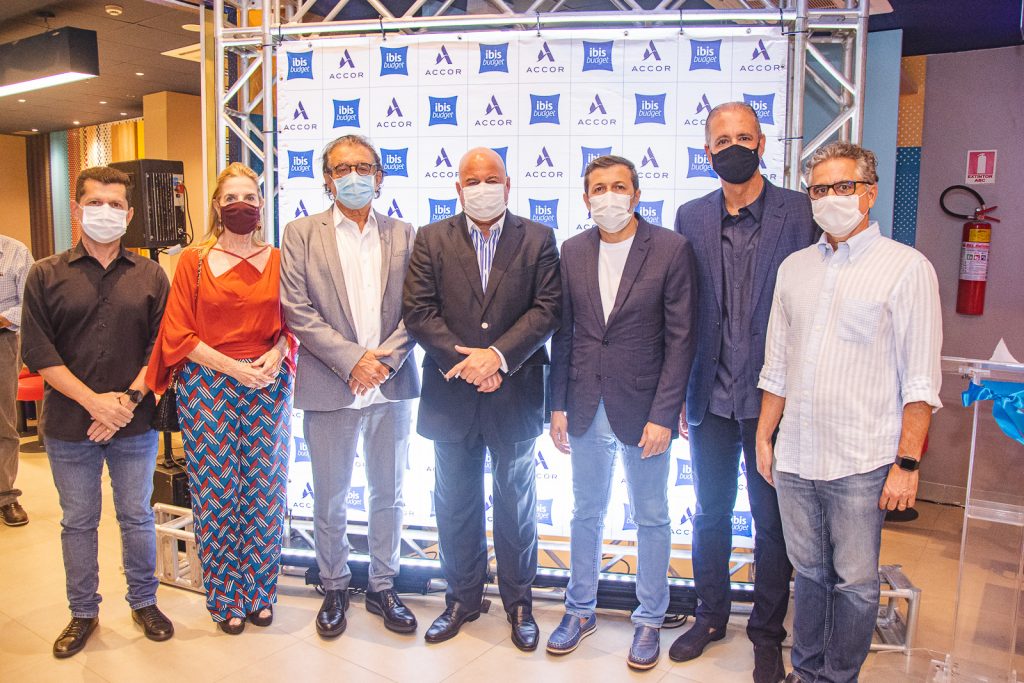 Erick Vasconcelos, Anya Ribeiro, Arialdo Pinho, Luciano Cavalcante, Elcio Batista E Regis Medeiros E Marcelo Cavalcante