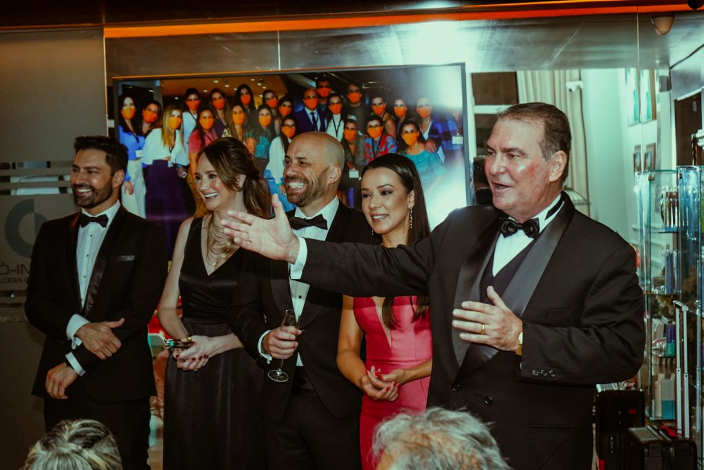 Joao Cerveira Andressa Ballarin Jorio Da Escossia Margarita Ubaldo E Omar Geha (2)