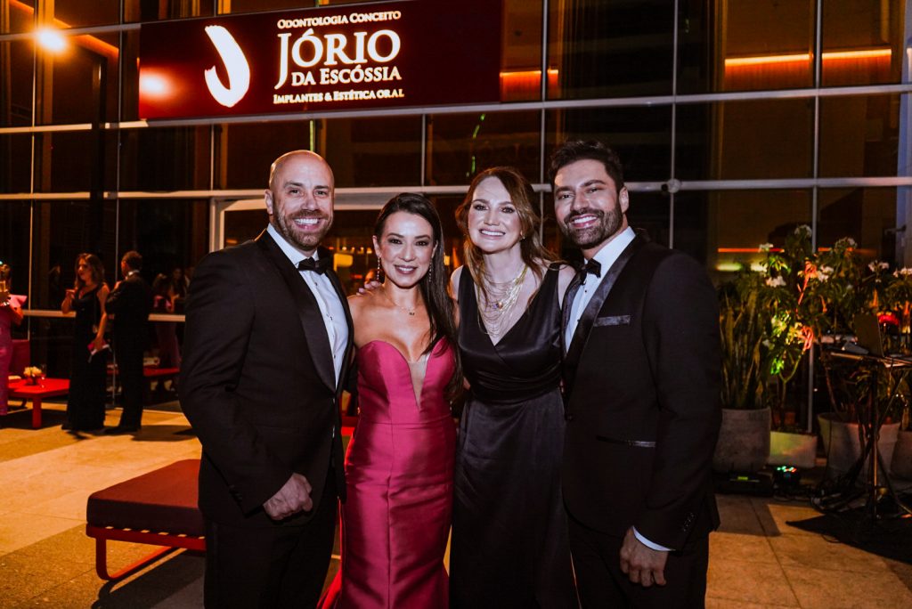 Joao Cerveira Andressa Ballarin Omar Geha Margarita Ubaldo Omar Geha