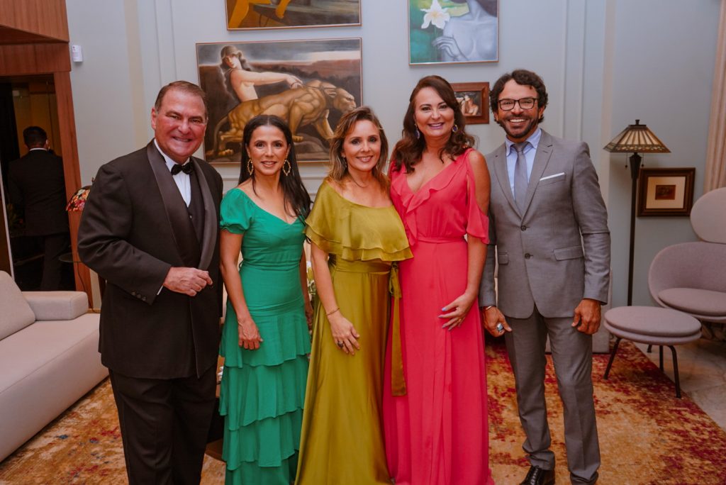 Jorio Da Escossia Claudia Concentino Meire Freitas Fatima Santana E Dia Macau