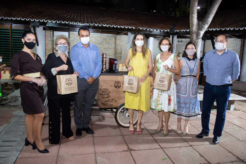 Kassya, Socorro França, André Alves, Onélia Santana, Izolda Cela, Patrícia Liebmann E Sandro Camilo
