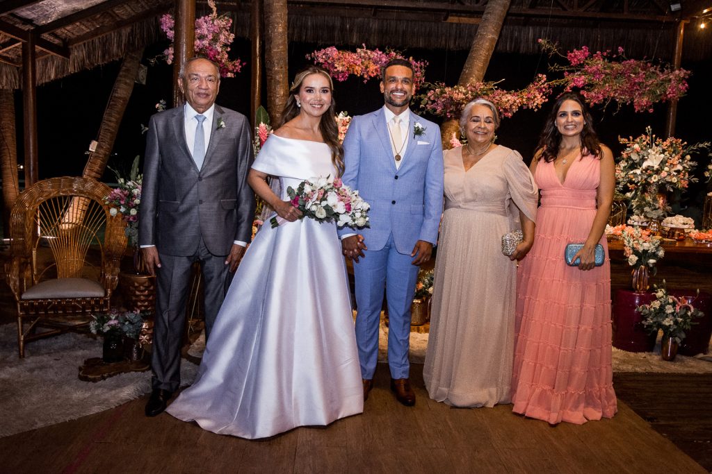 Luiz Adailton Alves, Ticiana Ribeiro, Joao Luiz Ferreira, Maria Aparecida Alves, Ana Maria Ferreira